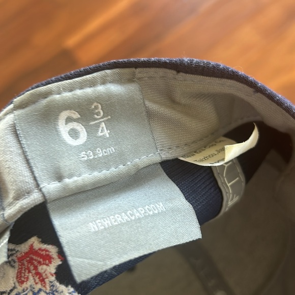 Blue jays hat - Picture 3 of 3